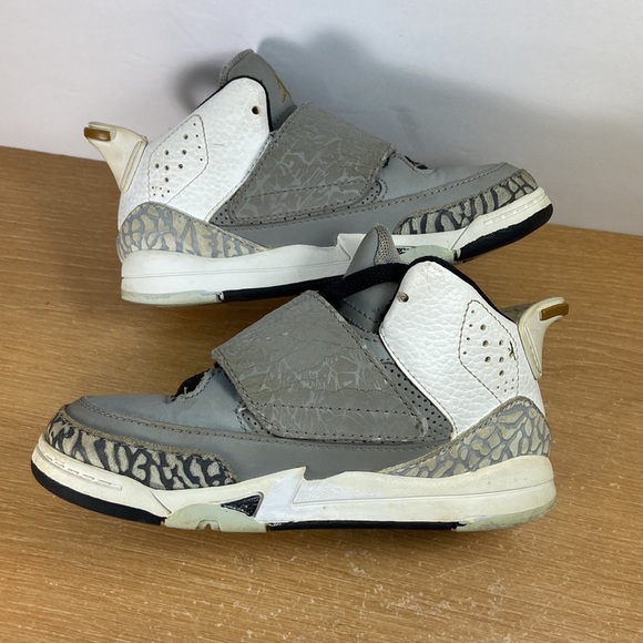 Air Jordan Son of Mars Size 9c Toddler Sneakers - Picture 6 of 13